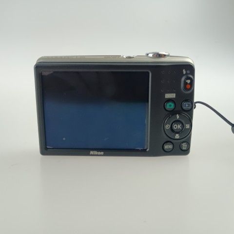 Nikon Compact Digital Camera Coolpix L26 Silver