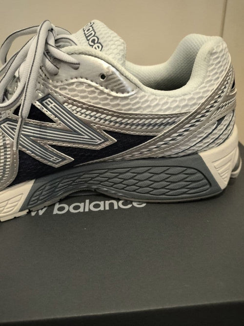 New Balance Sneakers Ml860V2
