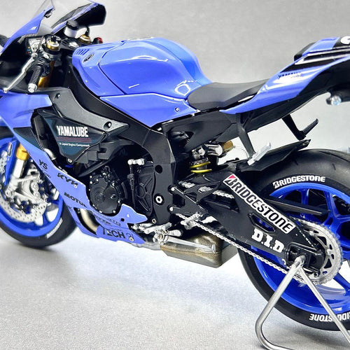 Tamiya Motorcycles 1/12 Yzf-R1M 21"