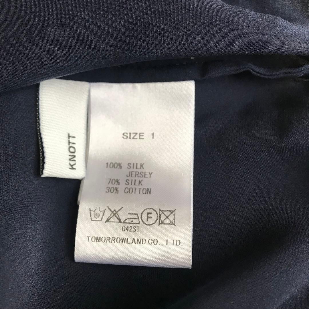 Knott Short-Sleeve 1