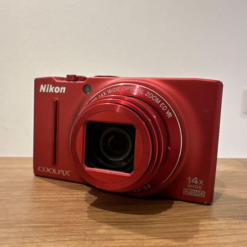 Nikon Compact Digital Camera Coolpix S8200