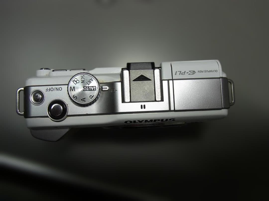 Olympus Mirrorless Interchangeable Lens Cameras 147 Pen E-Pl1