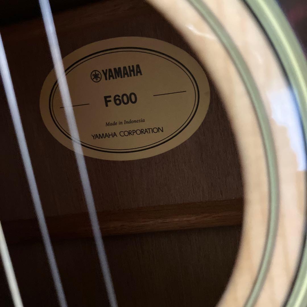 Yamaha Acoustic Guitars F600