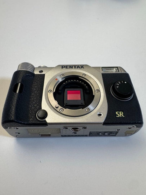 Pentax Mirrorless Interchangeable Lens Cameras Q7