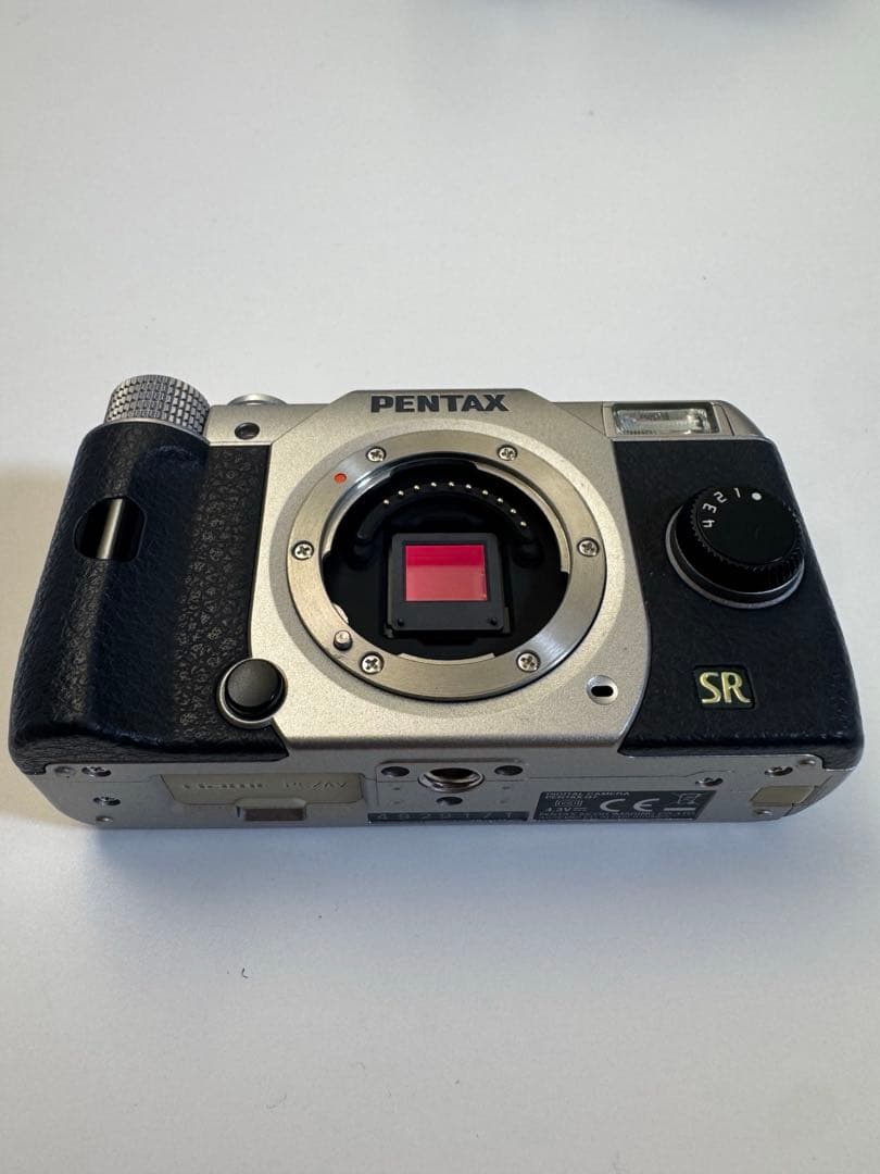 Pentax Mirrorless Interchangeable Lens Cameras Q7