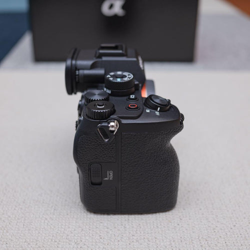 Sony Mirrorless Interchangeable Lips 7Rv Ilce-7Rm5