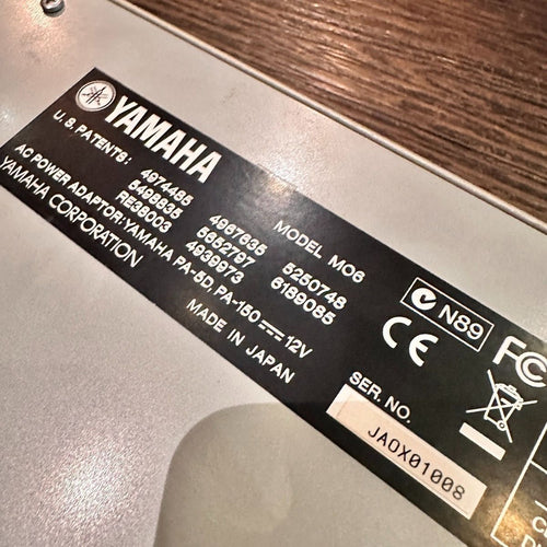 Yamaha Analog Synthesizer Mo6 Lc Motif Es