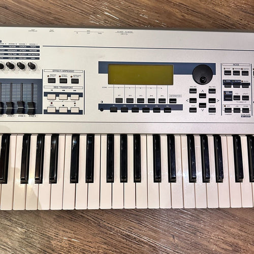 Yamaha Analog Synthesizer Mo6 Lc Motif Es