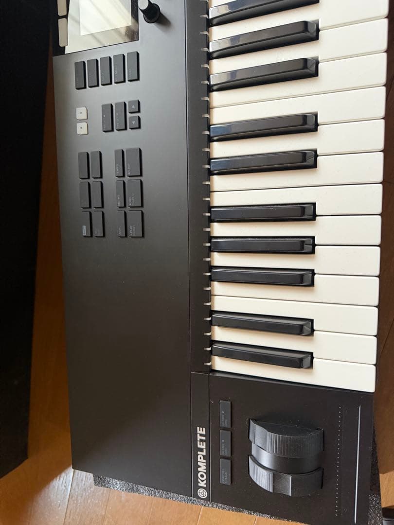 Midi Keyboard Pad Komplete Kontrol S61 Mk2 Id