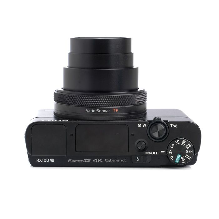 Sony Compact Digital Camera Dsc-Rx100M7