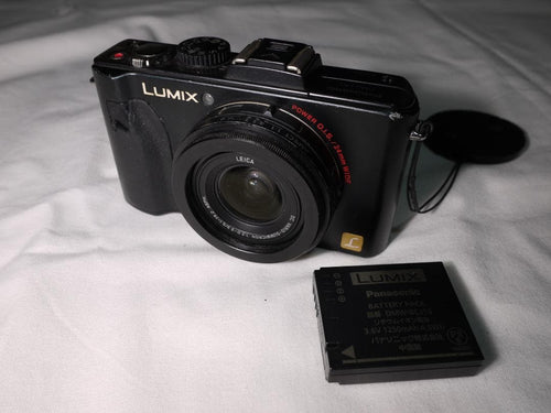 Panasonic Compact Digital Camera Lumix Dmw-Lx5 Leica