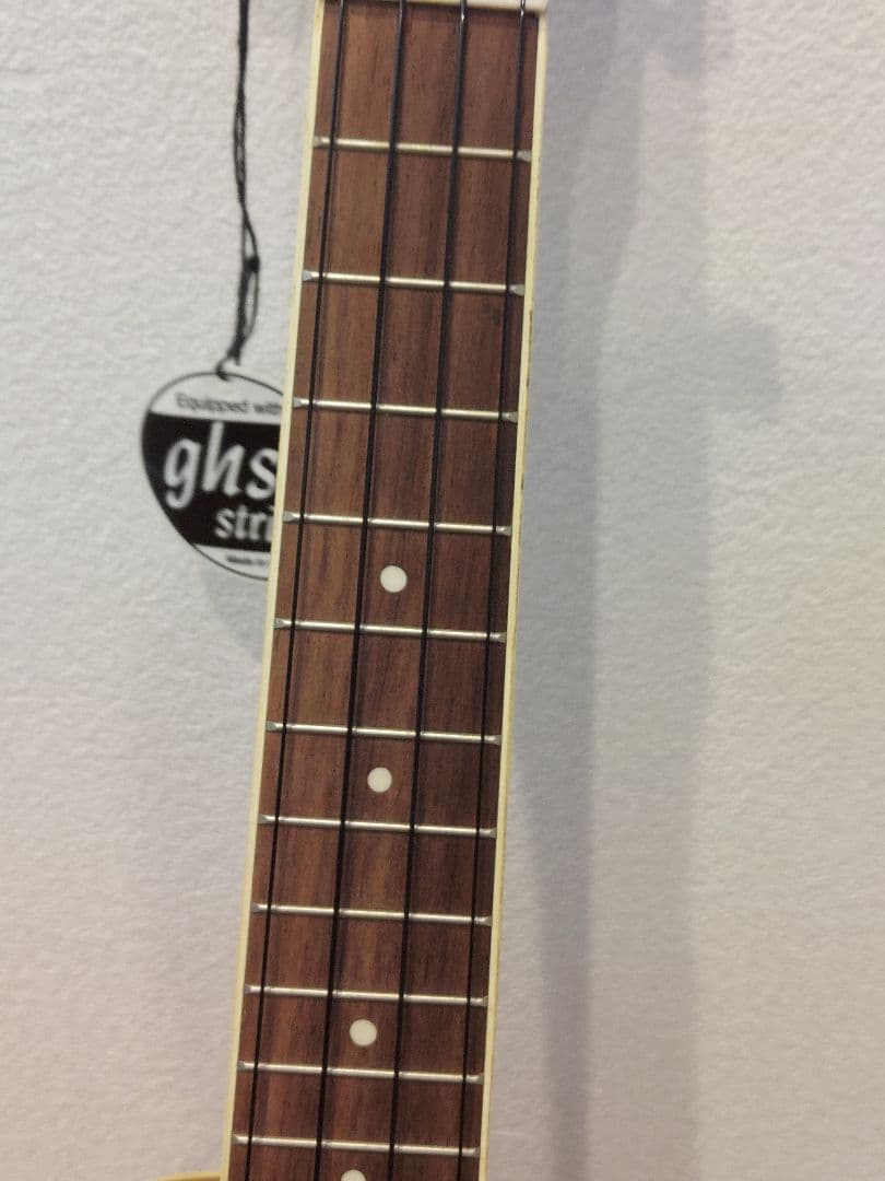 Ukuleles 2 No.60A
