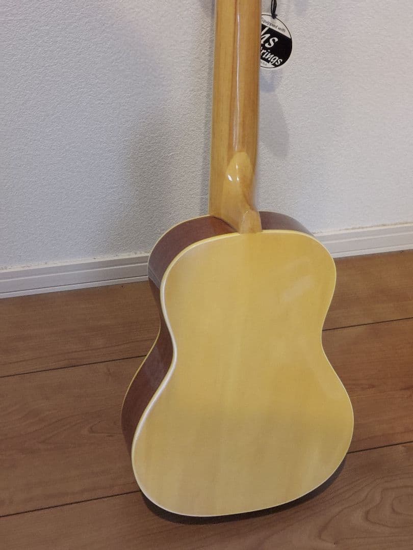 Ukuleles 2 No.60A