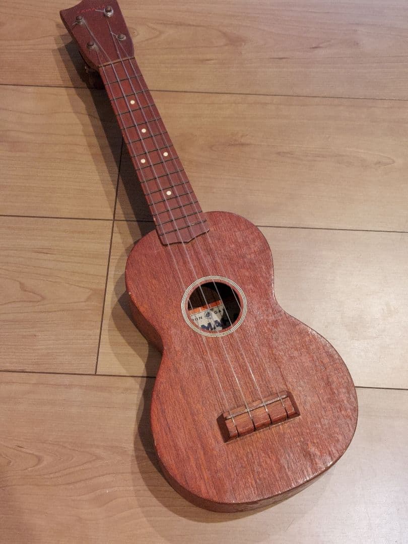 Ukuleles 2 No.60A