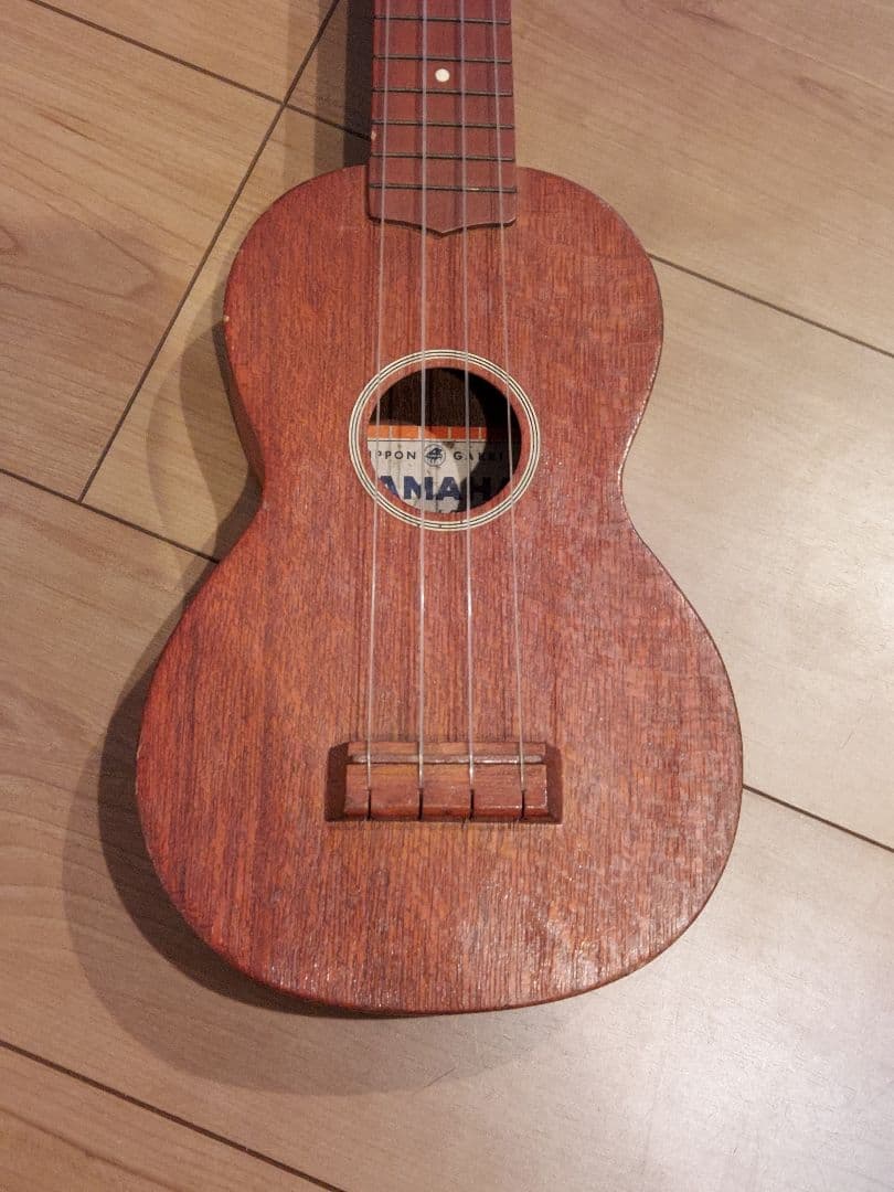 Ukuleles 2 No.60A