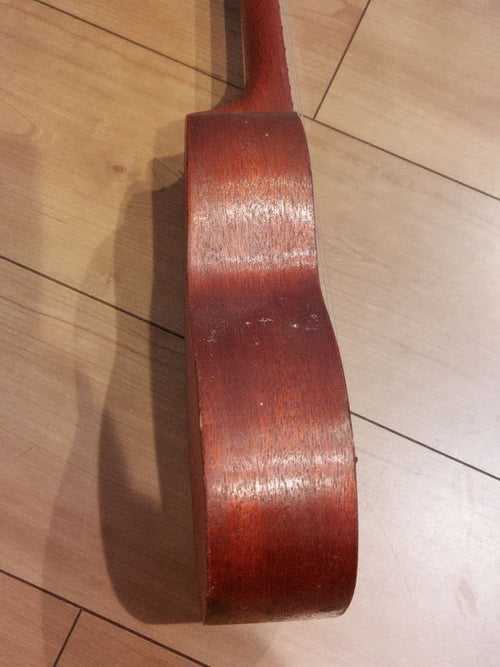 Ukuleles 2 No.60A