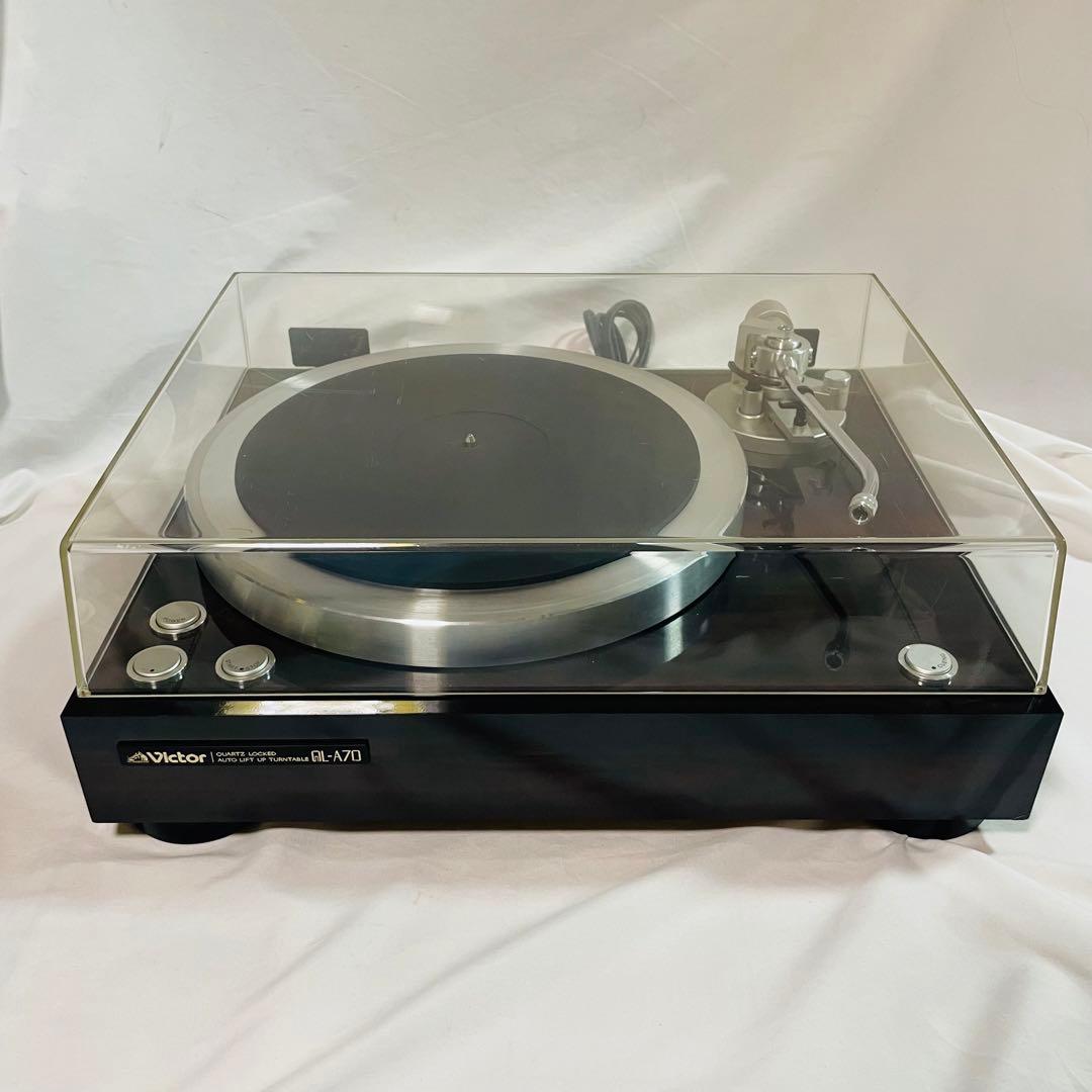 Victor Record Players (Turntables) Ql-A70