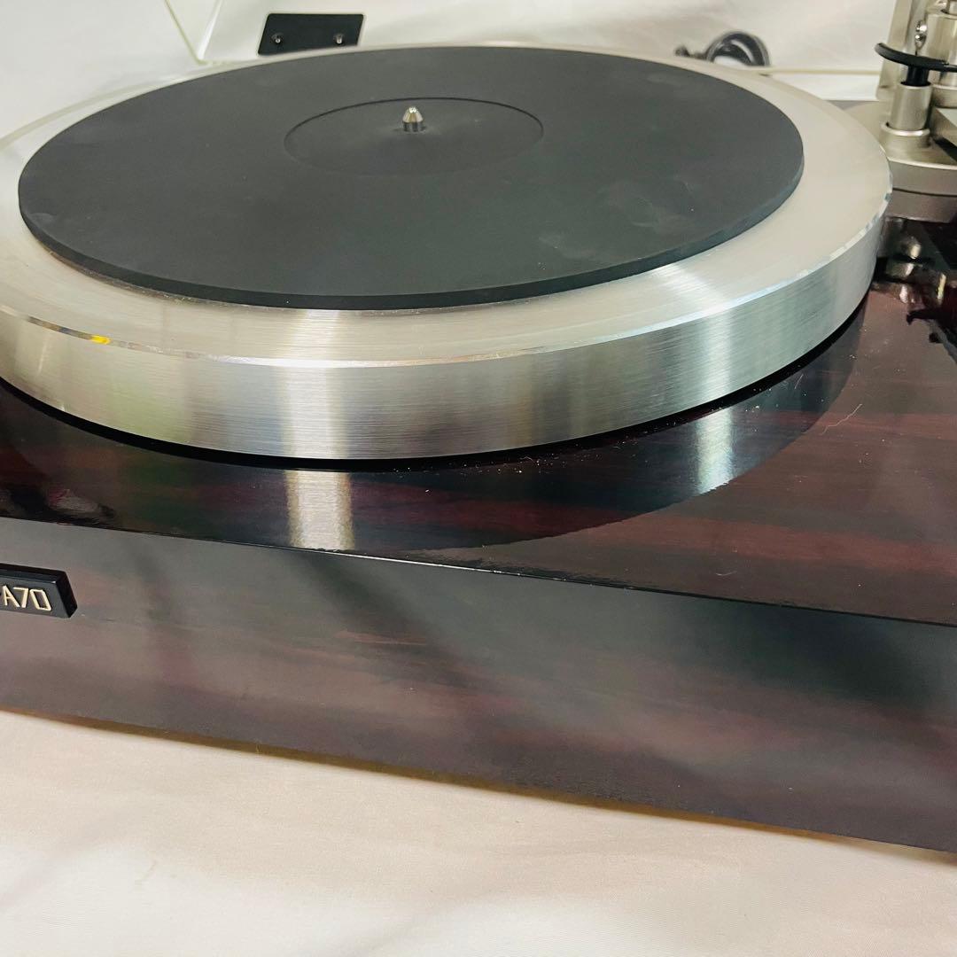 Victor Record Players (Turntables) Ql-A70