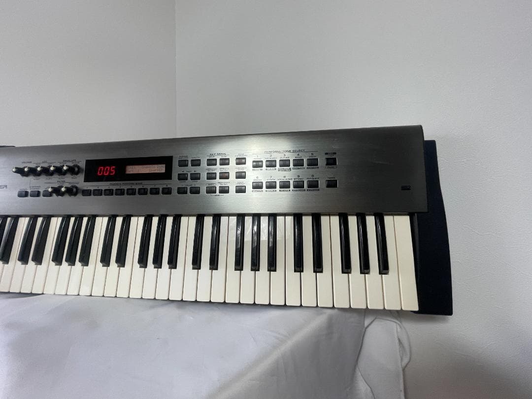 Other Roland Rs-5