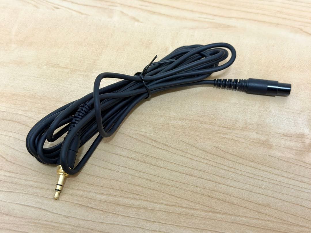 Akg Wired Headphone K371