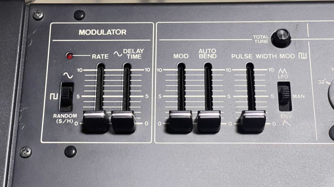 Roland Analog Synthesizers Sh-2