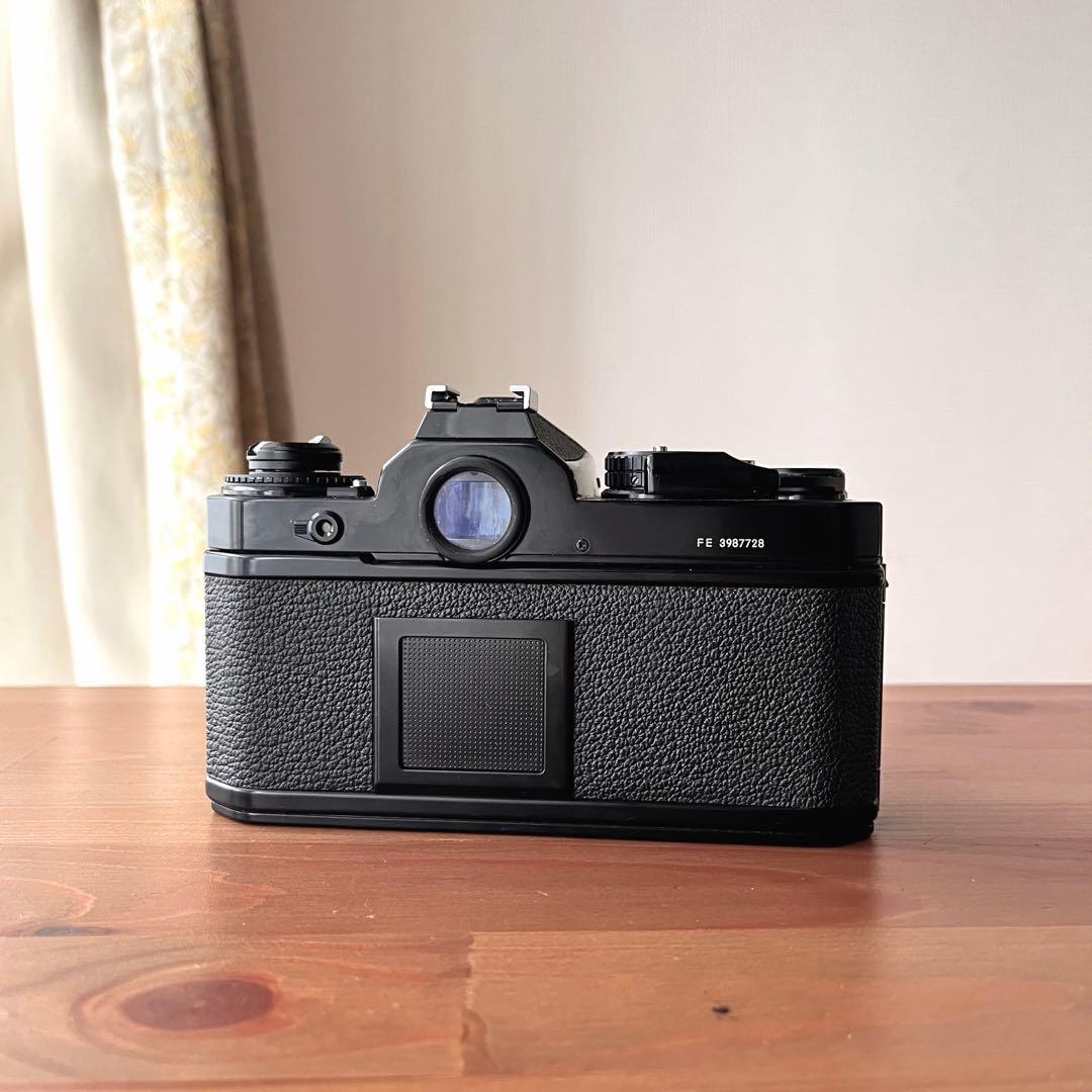 Nikon Slr Cameras (Film) Fe