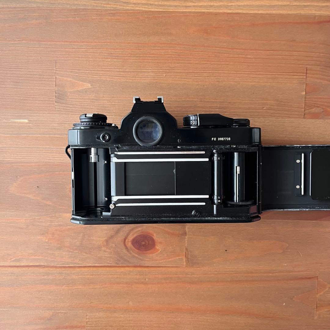 Nikon Slr Cameras (Film) Fe
