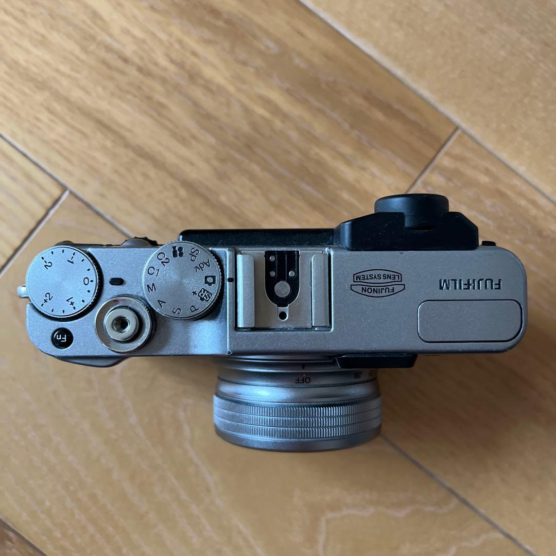 Fujifilm Compact Digital Camera X20