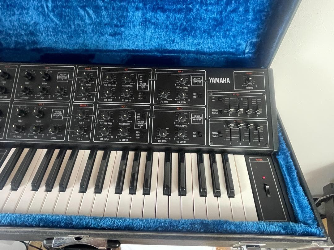 Analog Synthesizers Yamaha Cs-15