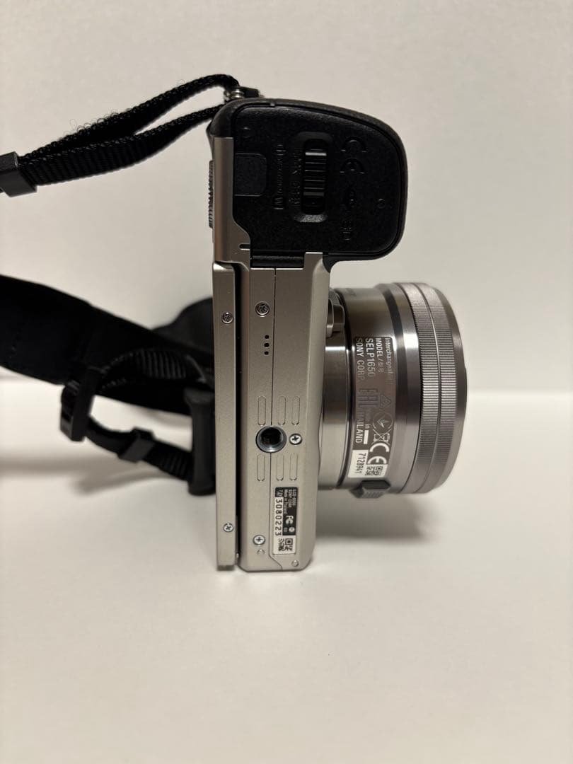 Sony Mirrorless Interchangeable Lips E 16-50Mm