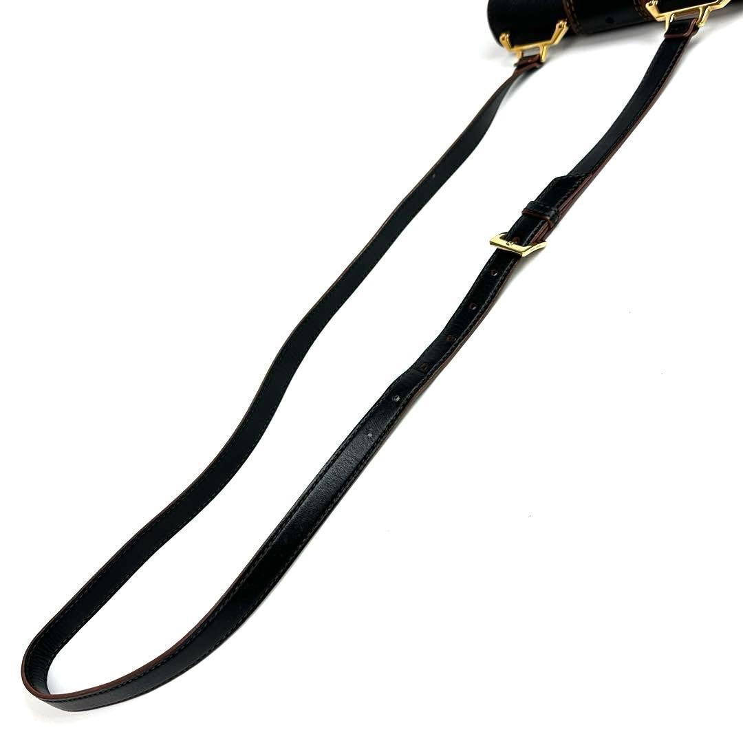 Miu Shoulder Bags