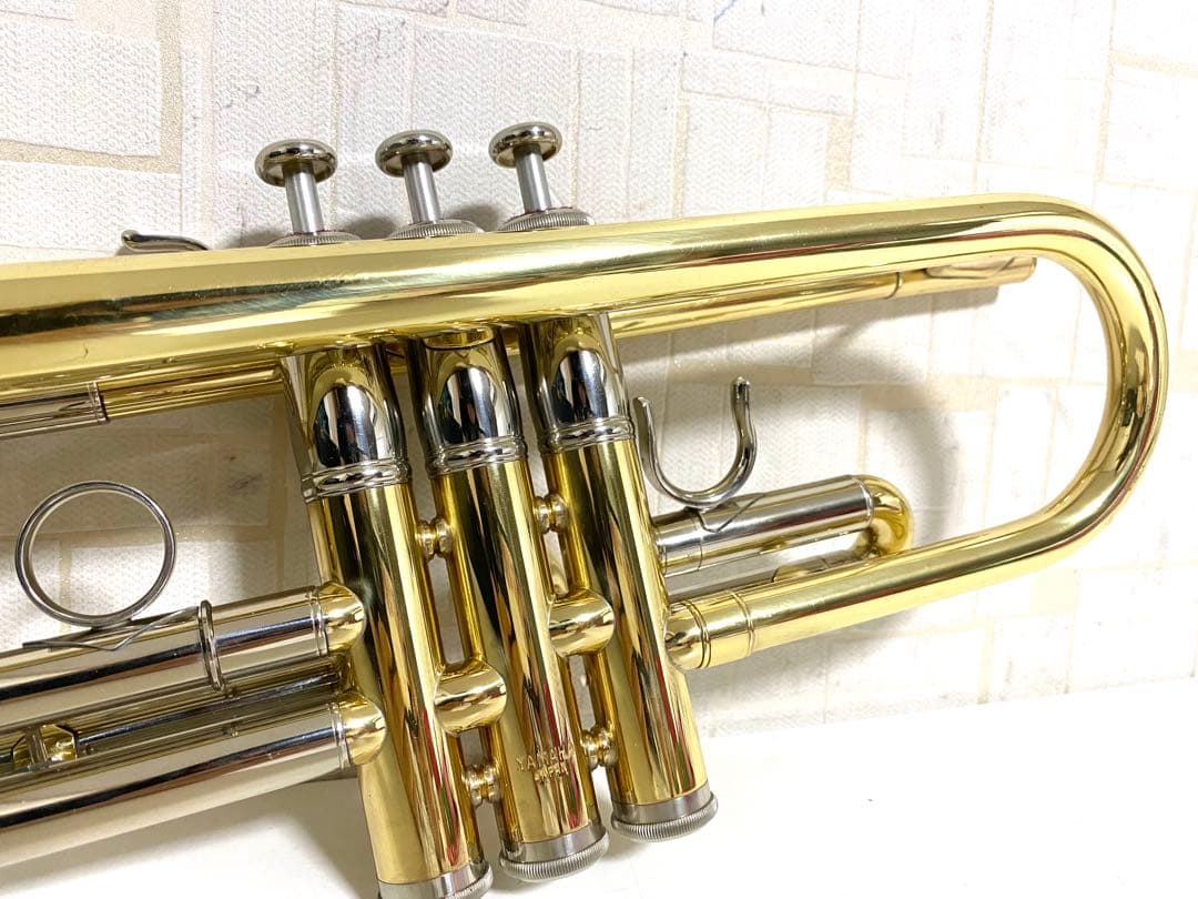 Yamaha Trumpets Ytr 8335H