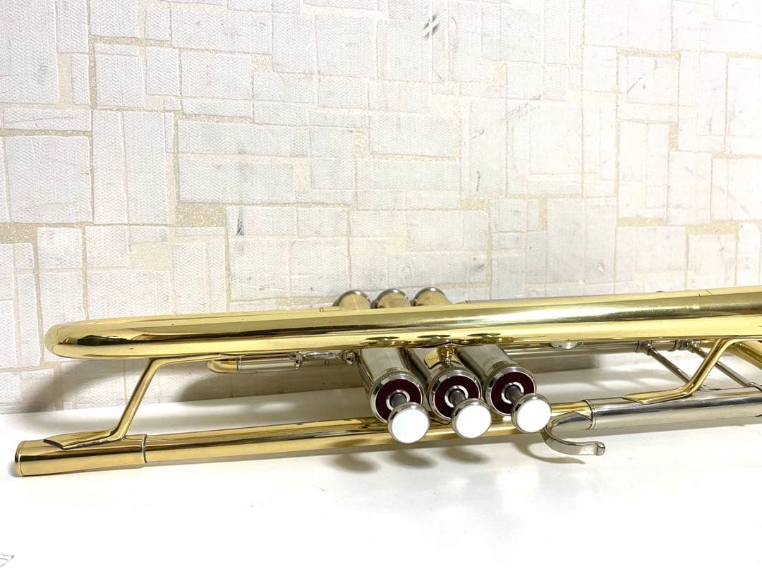 Yamaha Trumpets Ytr 8335H