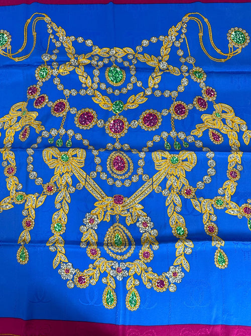 Cartier Stall Shawl