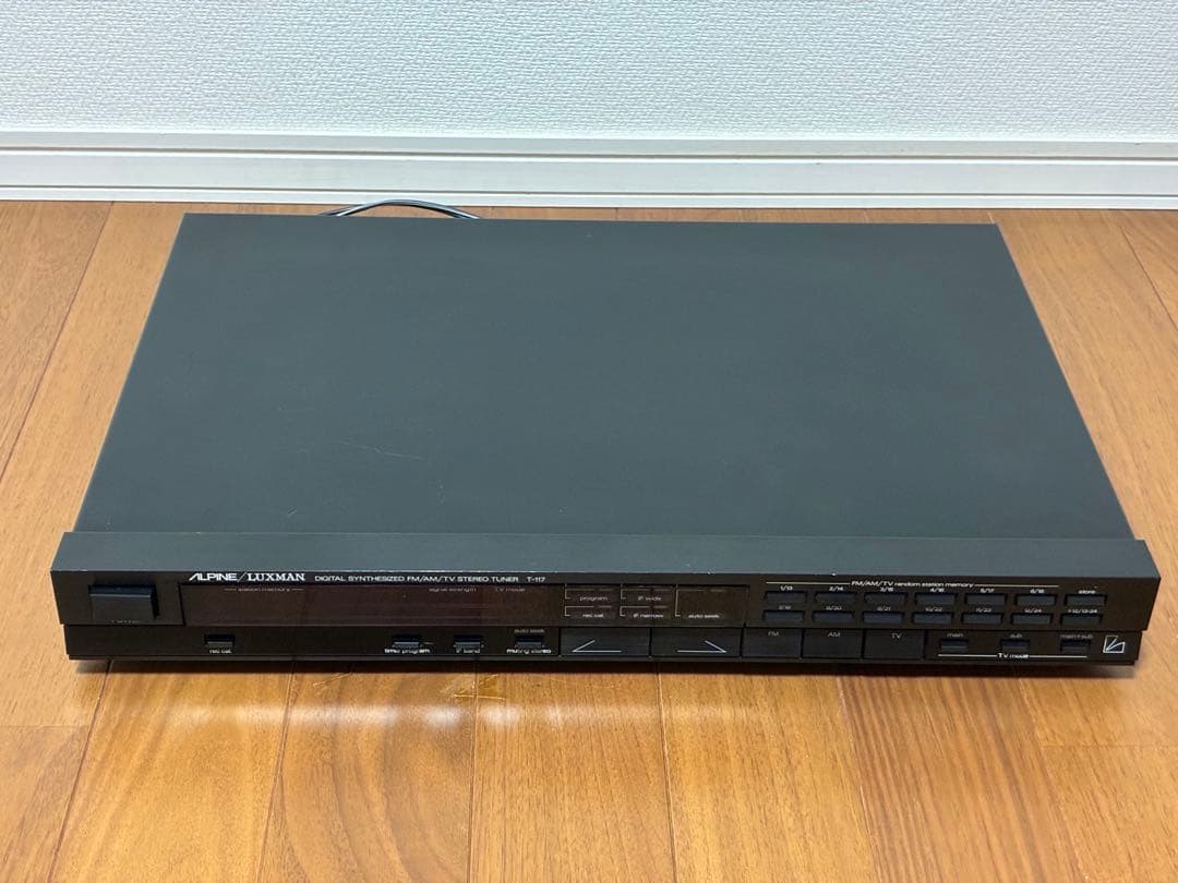 Luxman Radio Tuner T-117 Fm/Am