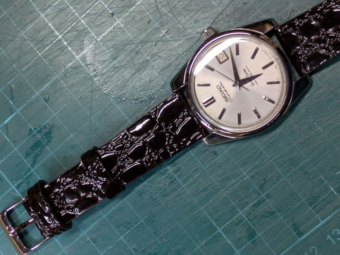 Grand Seiko Hand-Wound Watches