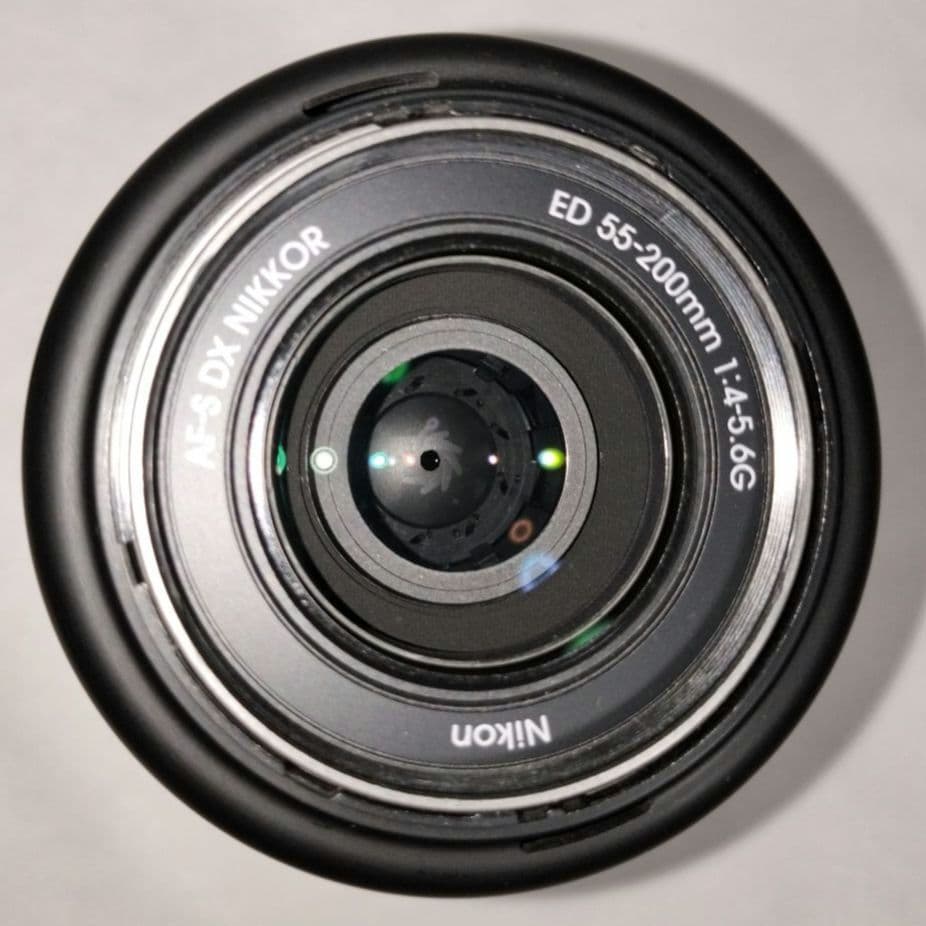 Nikon Zoom Lenses Af-S Dx Nikkor 55-200Mm