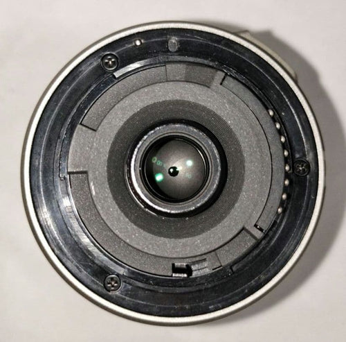 Nikon Zoom Lenses Af-S Dx Nikkor 55-200Mm