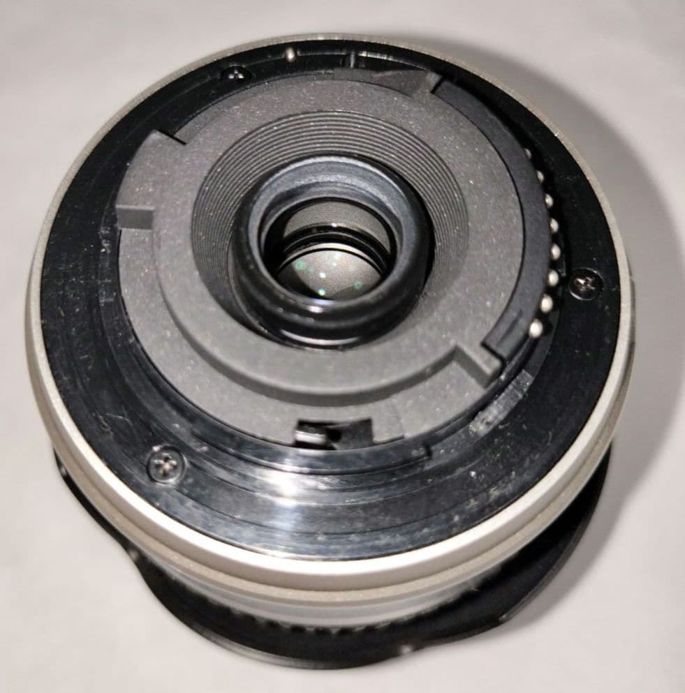 Nikon Zoom Lenses Af-S Dx Nikkor 55-200Mm