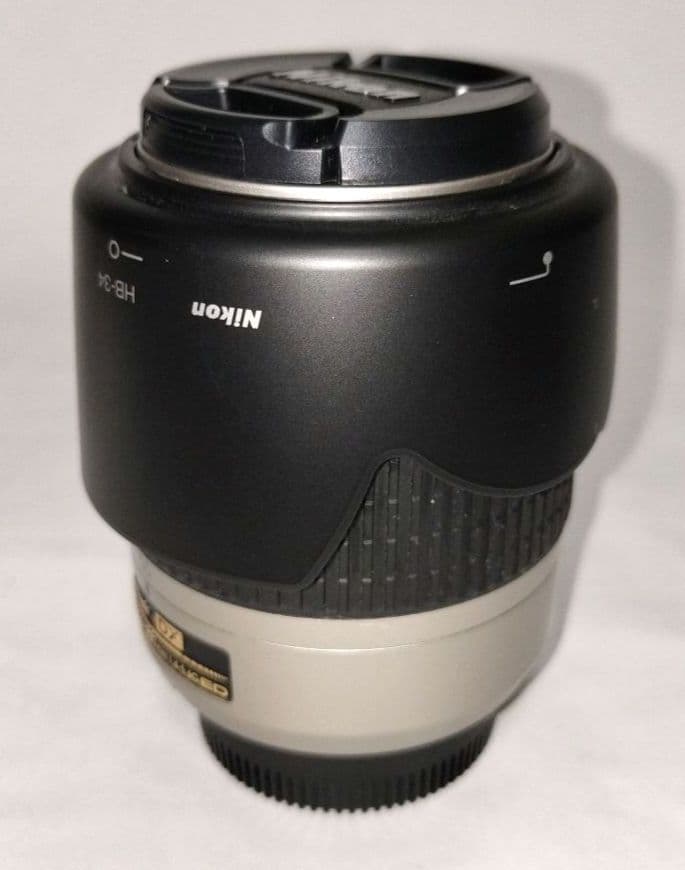 Nikon Zoom Lenses Af-S Dx Nikkor 55-200Mm
