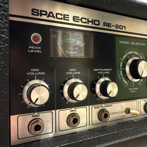 Roland Guitar Amplifiers Space Echo Re-201