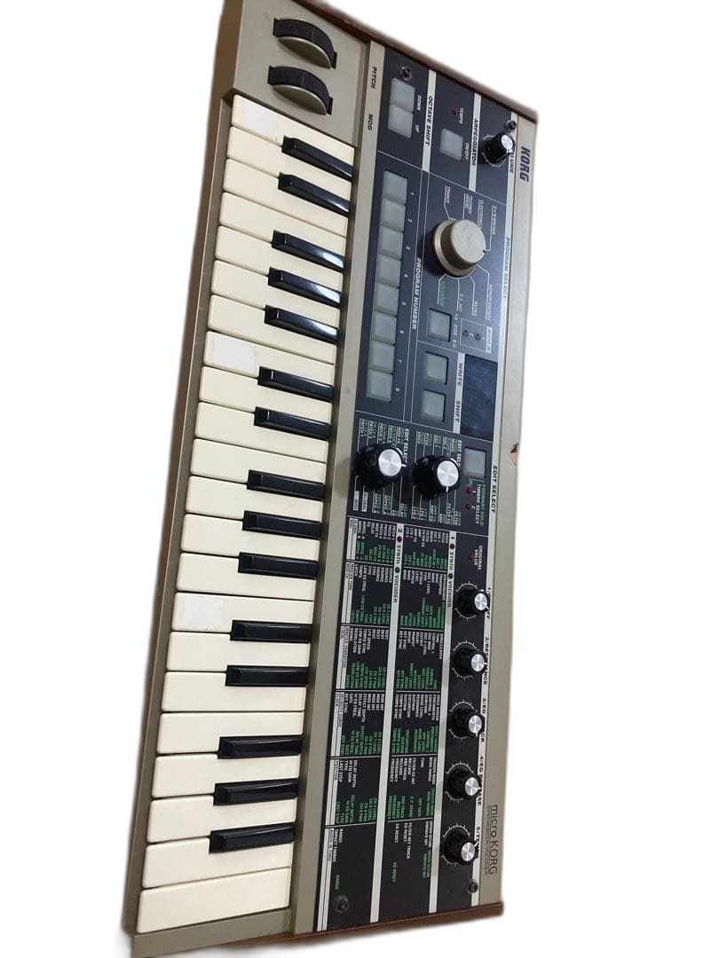 Analog Synthesizer Korg Microkorg