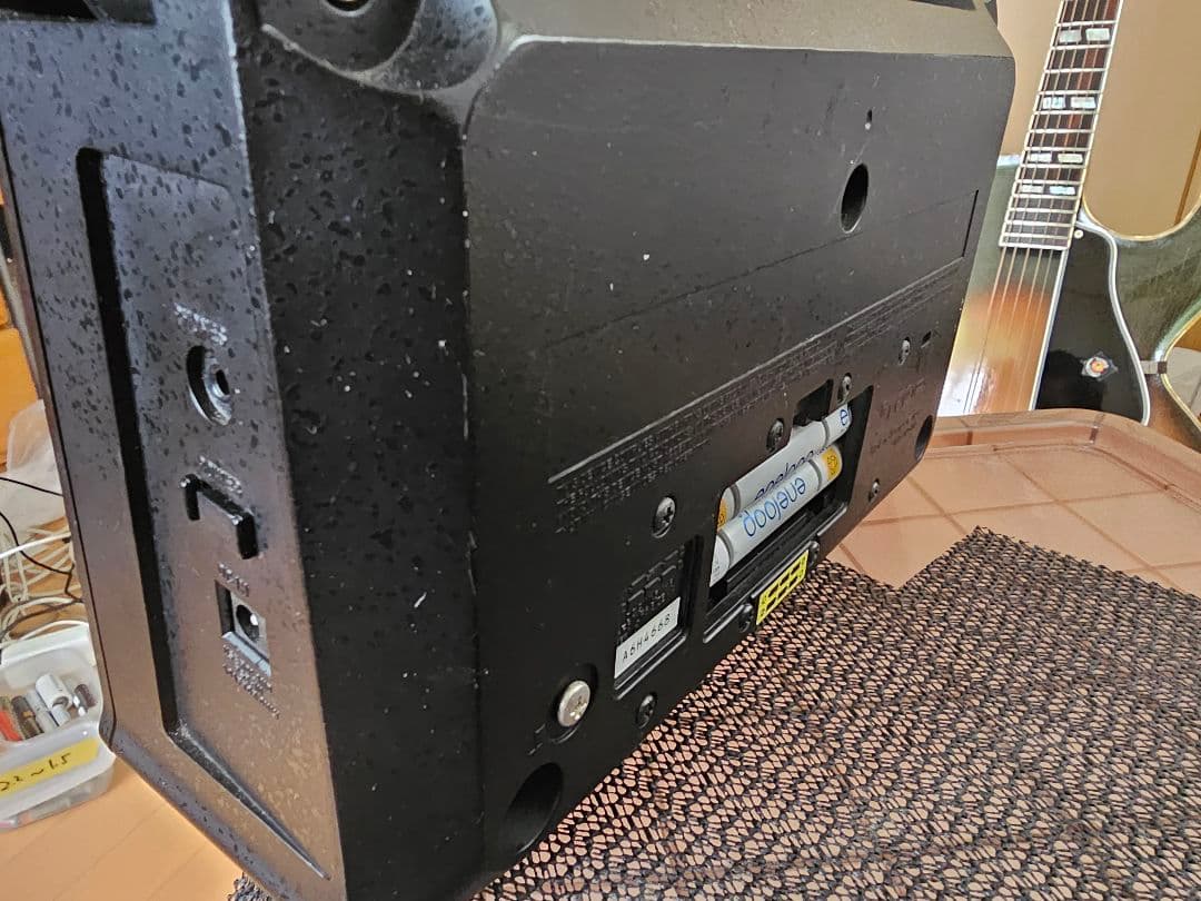 Roland Guitar Amplifiers Mobile Ac