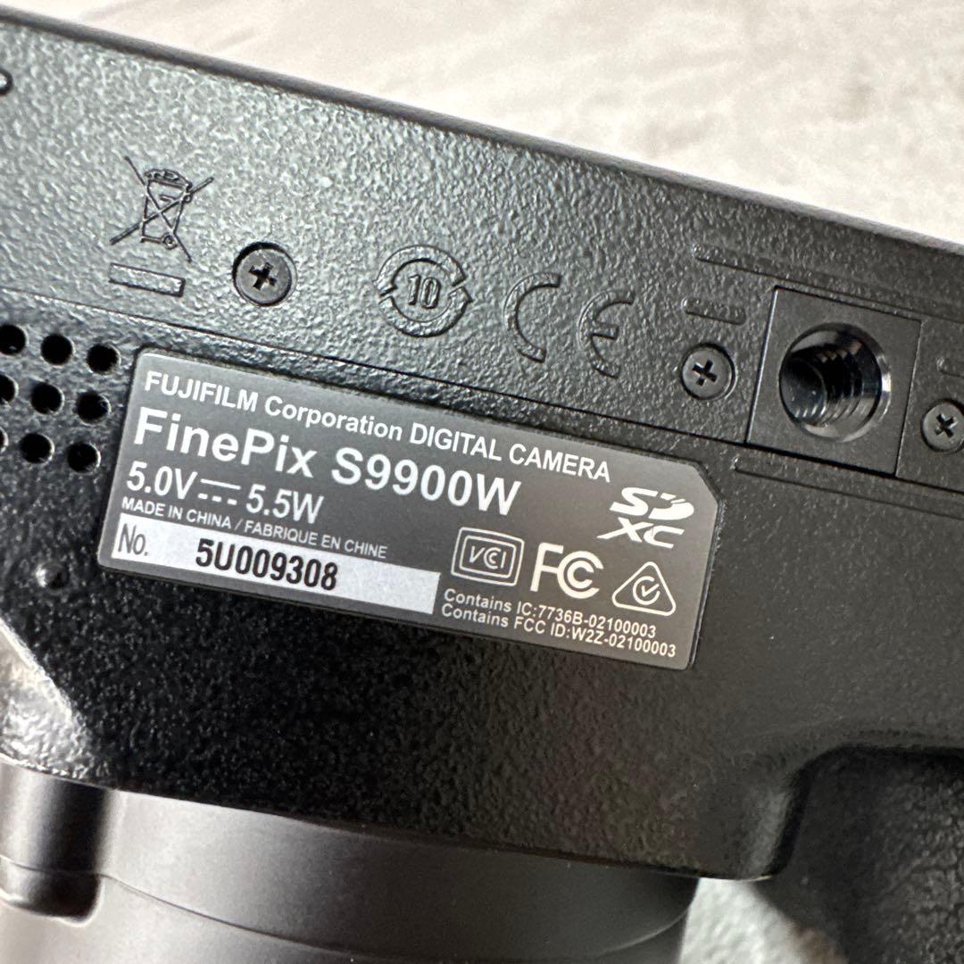 Fujifilm Compact Digital Camera A5 Finepix S9900W