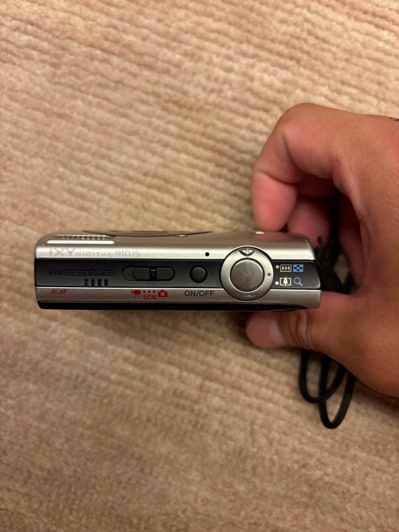 Compact Digital Cameras Canon Ixy 910 Is