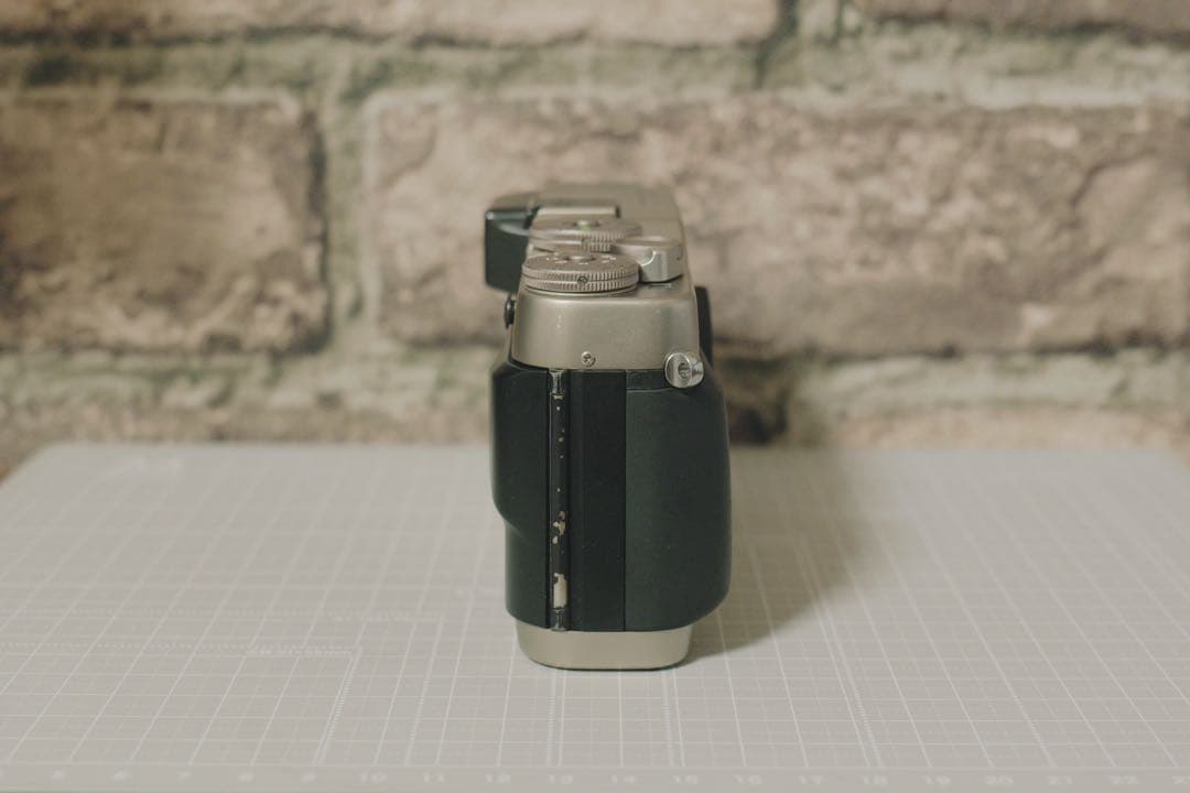 Contax Rangefinder Cameras G1 Carl Zeiss Planar F2 Rom