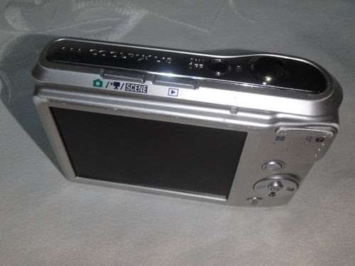 Nikon Compact Digital Camera L18 Coolpix