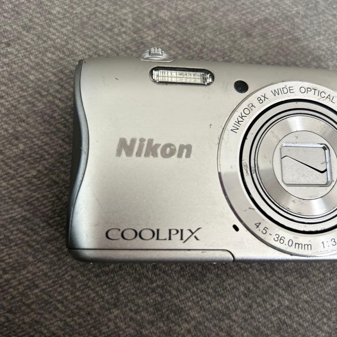 Nikon Compact Digital Cameras Coolpix S3700