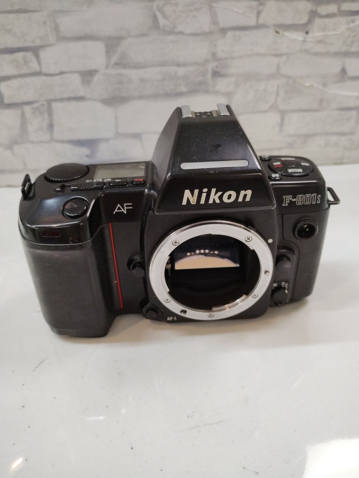 Nikon Slr Camera (Film) F4-22 F-801S