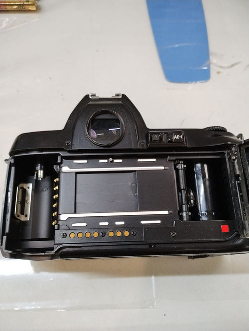 Nikon Slr Camera (Film) F4-22 F-801S